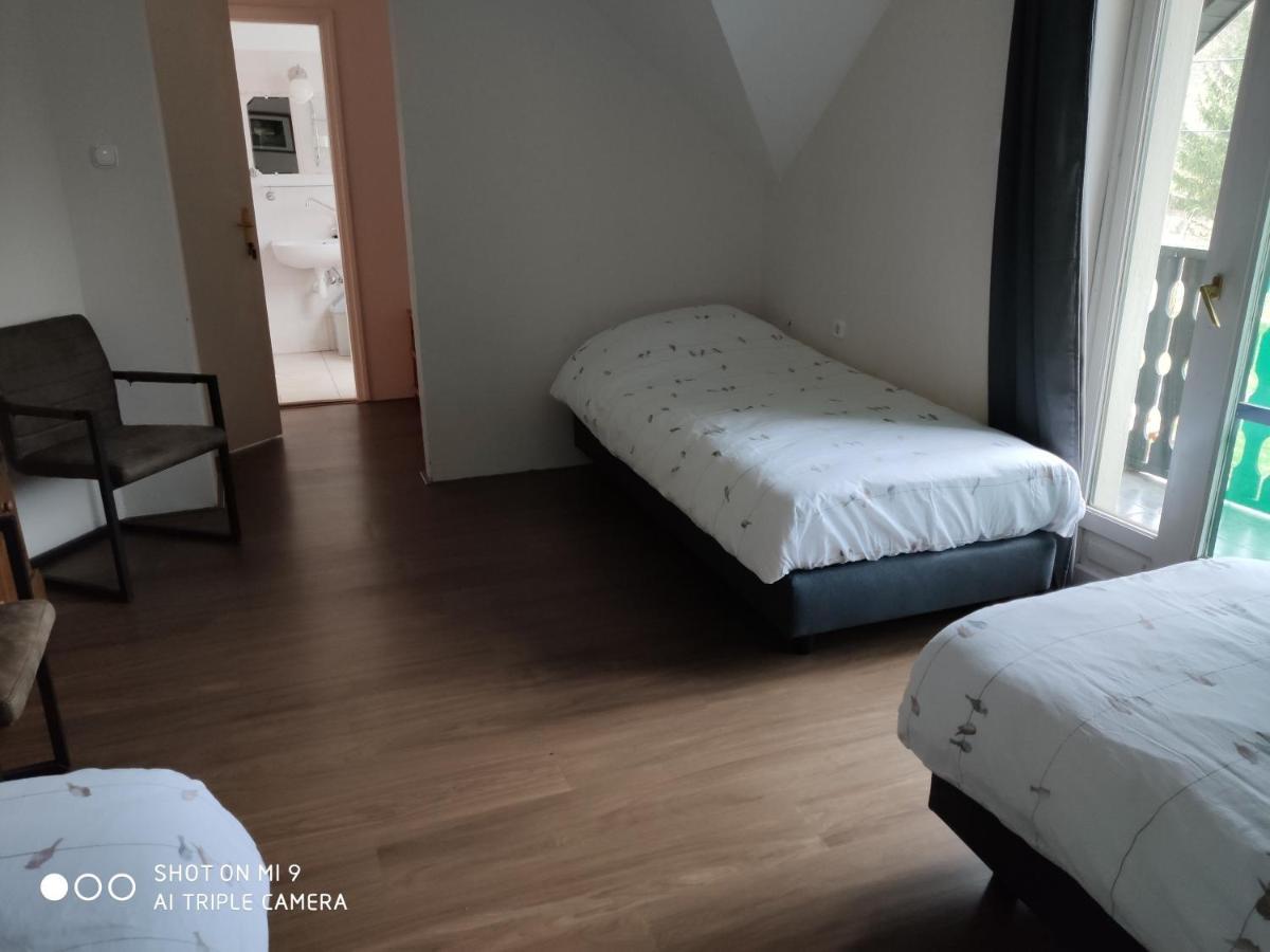 Panzio-Kemping Bekoelce Bekolce エクステリア 写真